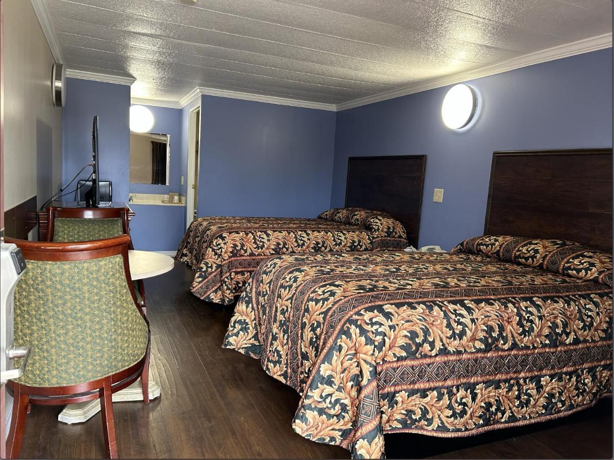 Spanish Inn Motel Brookhaven Exterior photo